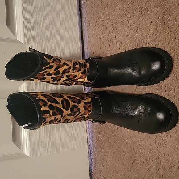 Leopard boots - Picture 2 of 4